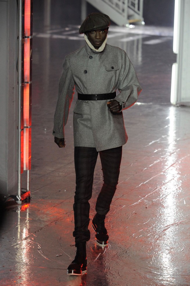 desfile-john-galliano-paris-men-inverno2012-117