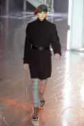 desfile-john-galliano-paris-men-inverno2012-119