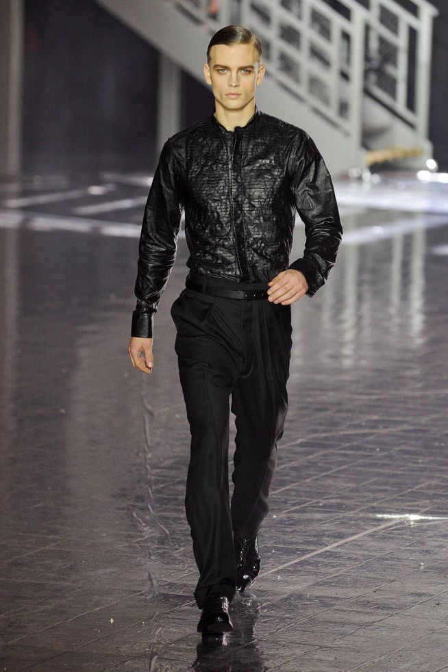 desfile-john-galliano-paris-men-inverno2012-137