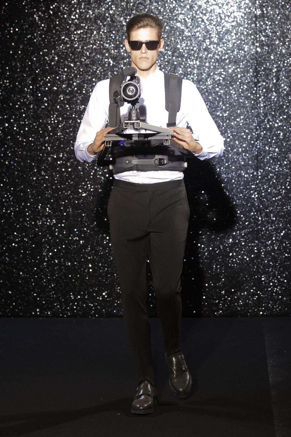 desfile-mugler-parismen-inverno2012-100