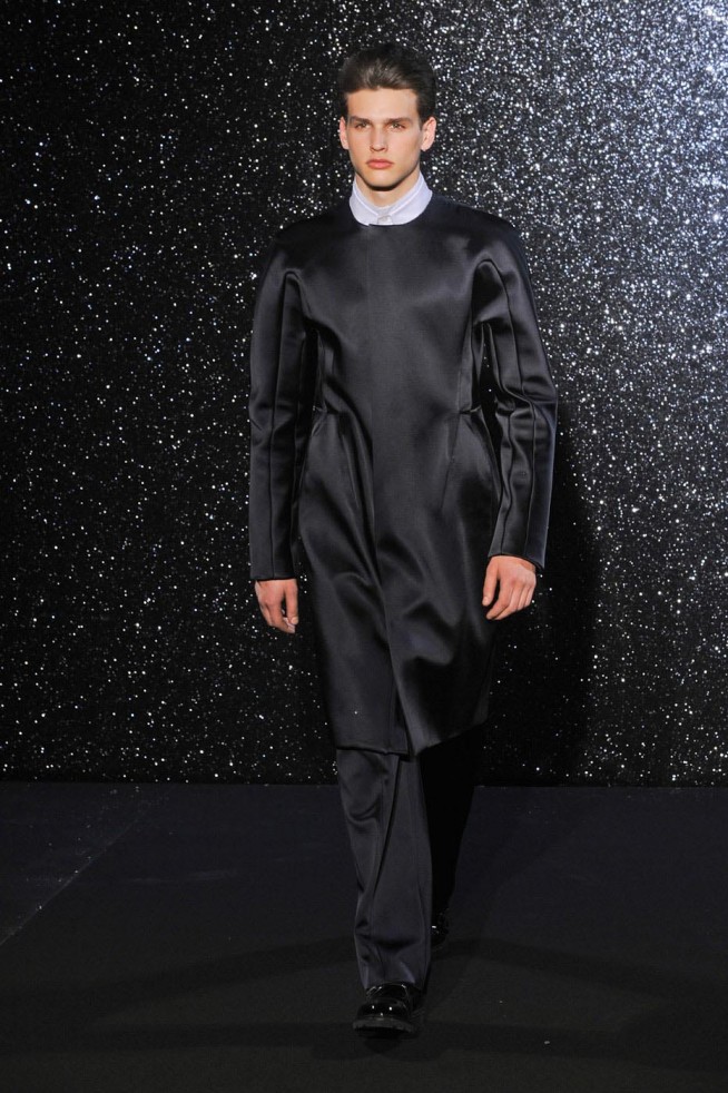 desfile-mugler-parismen-inverno2012-102