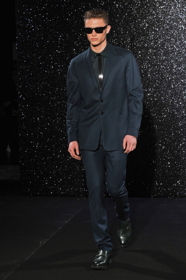 desfile-mugler-parismen-inverno2012-113
