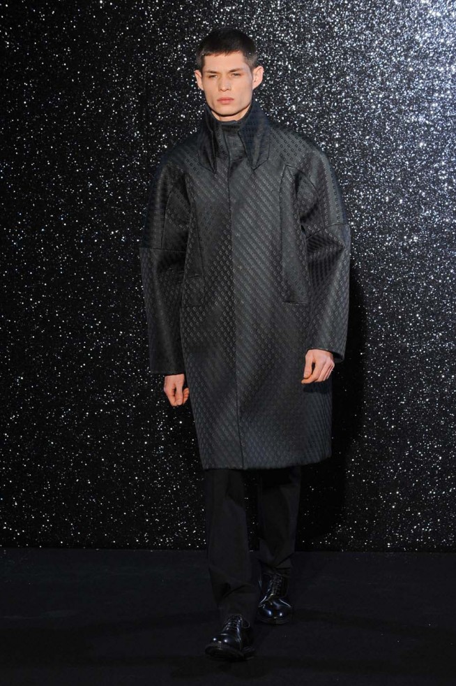 desfile-mugler-parismen-inverno2012-120