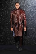 desfile-mugler-parismen-inverno2012-134