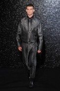 desfile-mugler-parismen-inverno2012-136