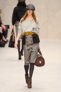 desfile-burberry-londres-inv2012-159
