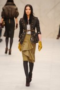 desfile-burberry-londres-inv2012-164