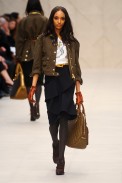 desfile-burberry-londres-inv2012-171