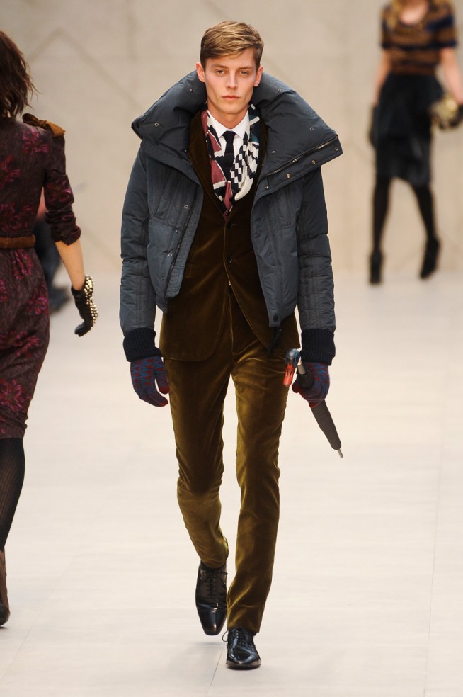 desfile-burberry-londres-inv2012-184