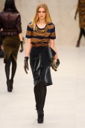 desfile-burberry-londres-inv2012-185