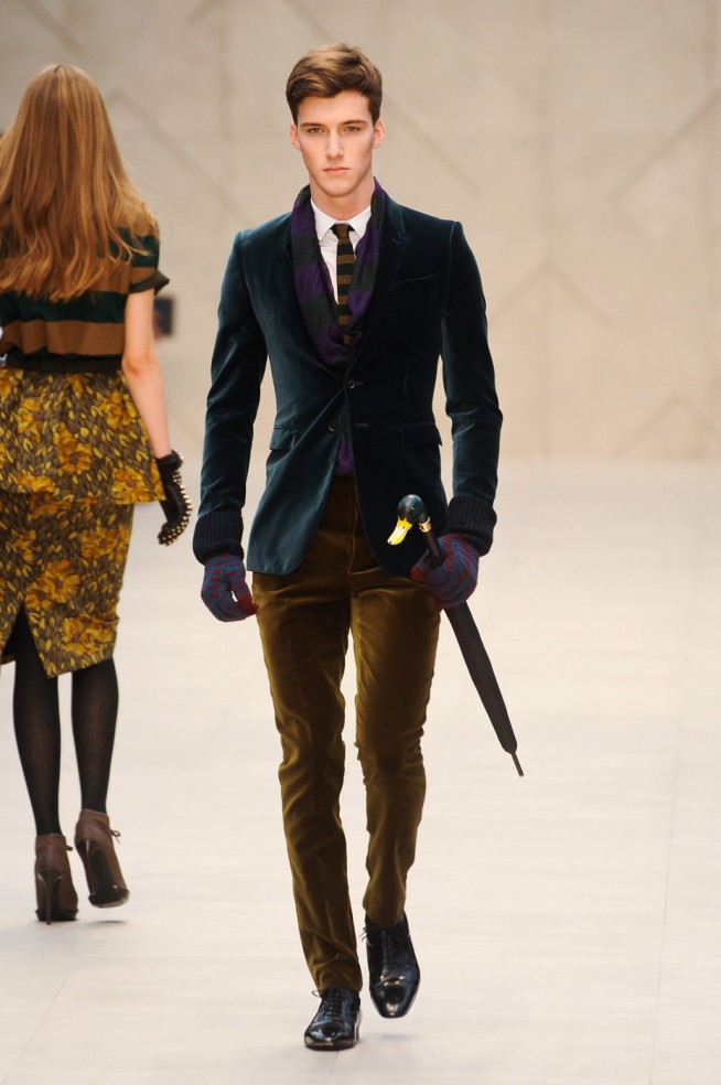 desfile-burberry-londres-inv2012-190