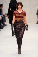desfile-burberry-londres-inv2012-195