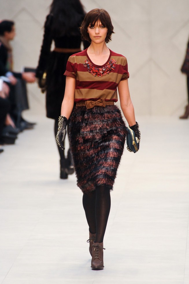 desfile-burberry-londres-inv2012-195