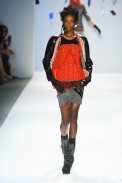 desfile-custo-barcelona-ny-inv2012-101