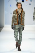 desfile-custo-barcelona-ny-inv2012-149