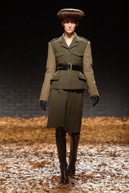 desfile-mcq-londres-inv2012-145