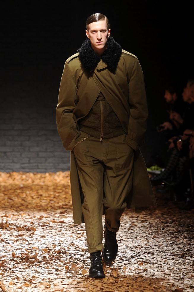 desfile-mcq-londres-inv2012-148