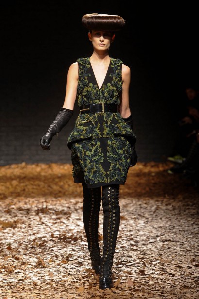 desfile-mcq-londres-inv2012-150