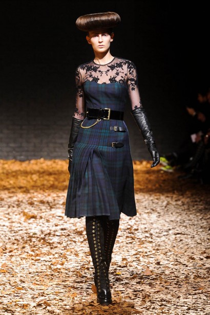 desfile-mcq-londres-inv2012-160