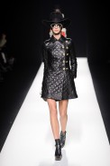desfile-moschino-milao-inv2012-145
