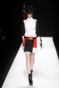 desfile-moschino-milao-inv2012-154
