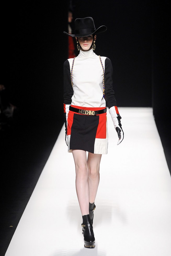 desfile-moschino-milao-inv2012-154