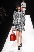 desfile-moschino-milao-inv2012-166