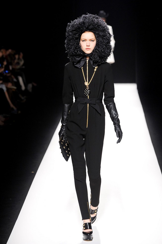 desfile-moschino-milao-inv2012-170