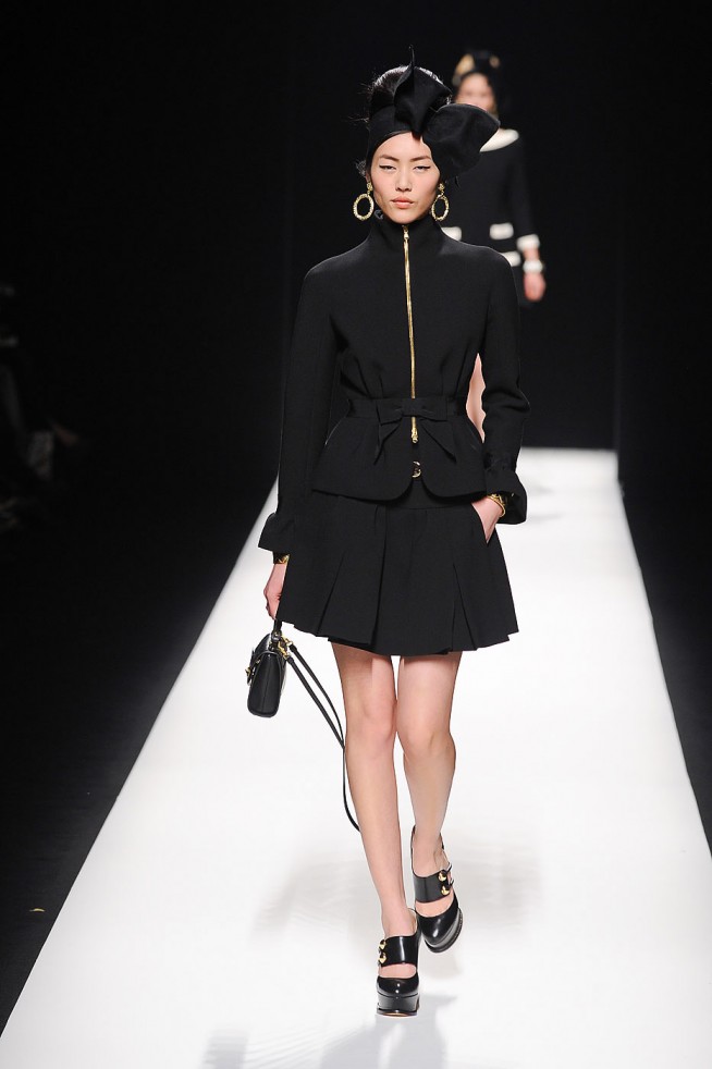 desfile-moschino-milao-inv2012-173