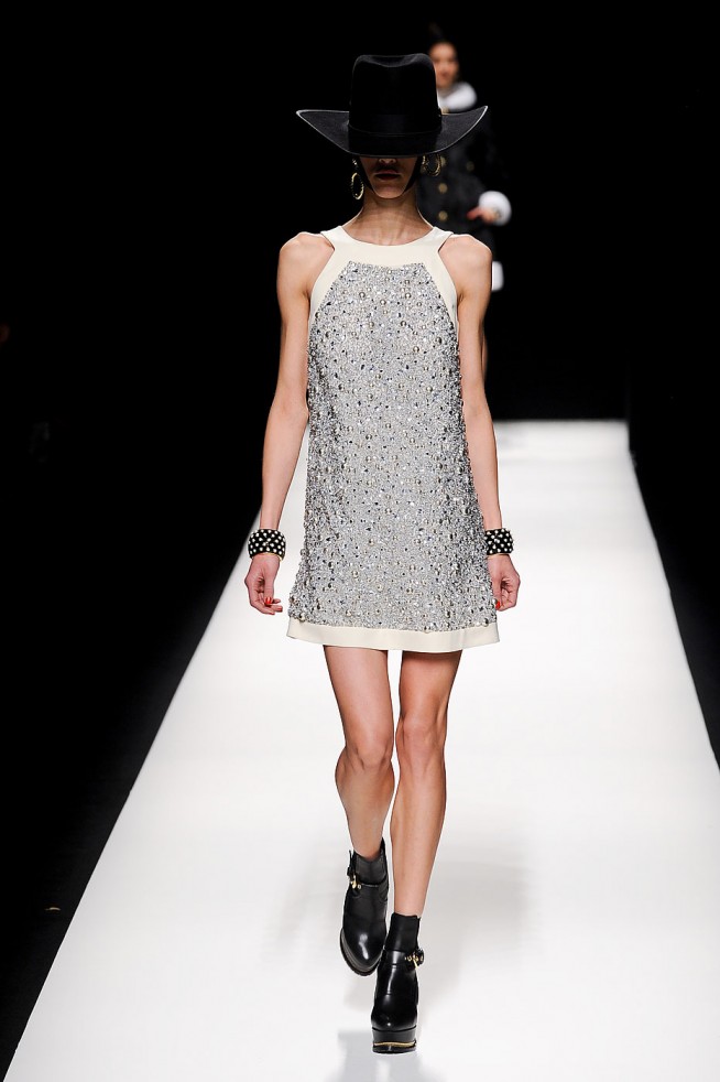 desfile-moschino-milao-inv2012-176