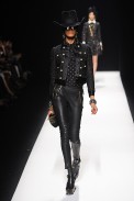 desfile-moschino-milao-inv2012-180