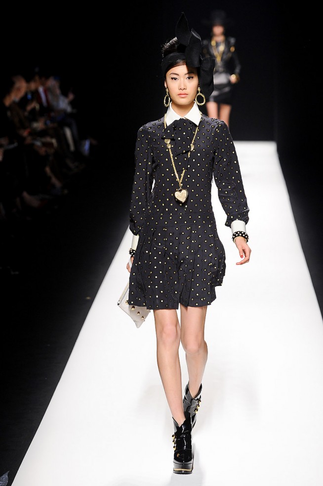 desfile-moschino-milao-inv2012-181