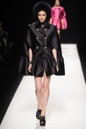desfile-moschino-milao-inv2012-186