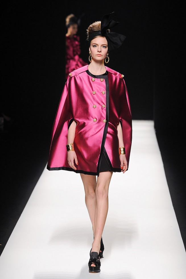 desfile-moschino-milao-inv2012-187