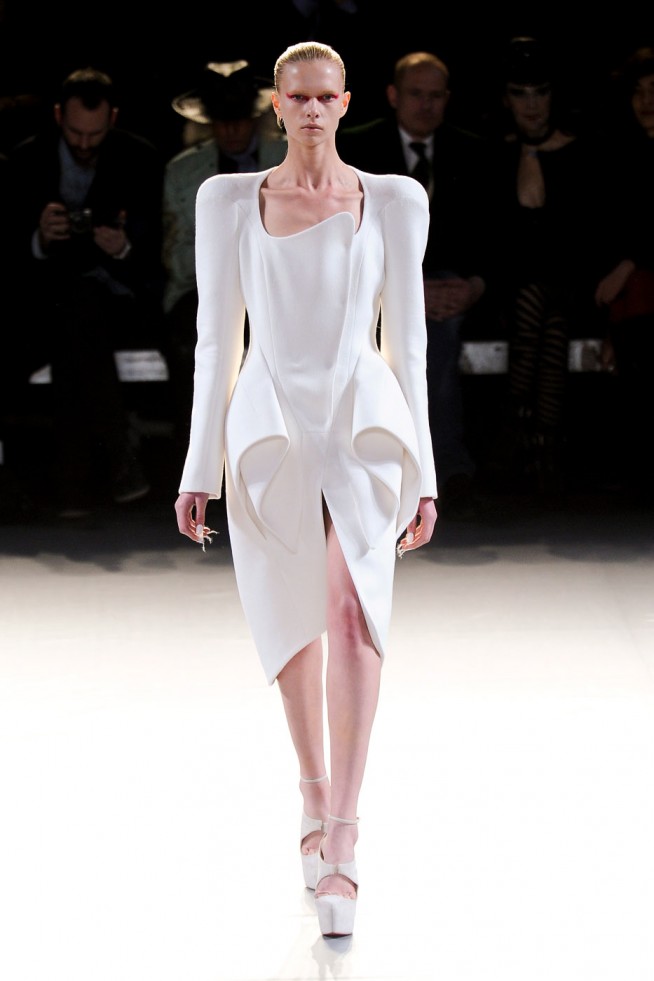 desfile-mugler-paris-inv2012-104