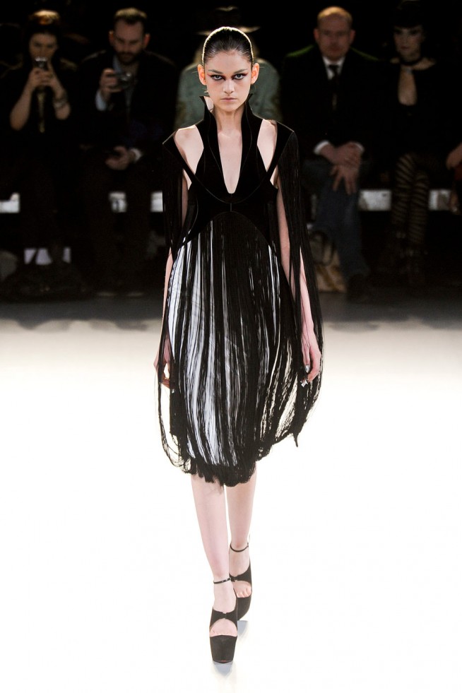 desfile-mugler-paris-inv2012-114