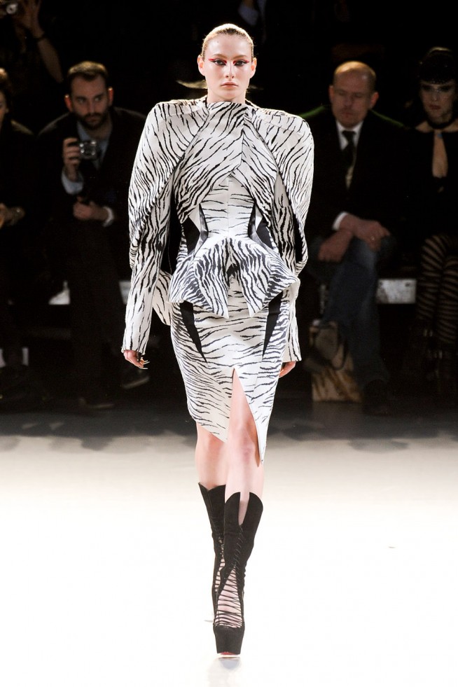 desfile-mugler-paris-inv2012-120