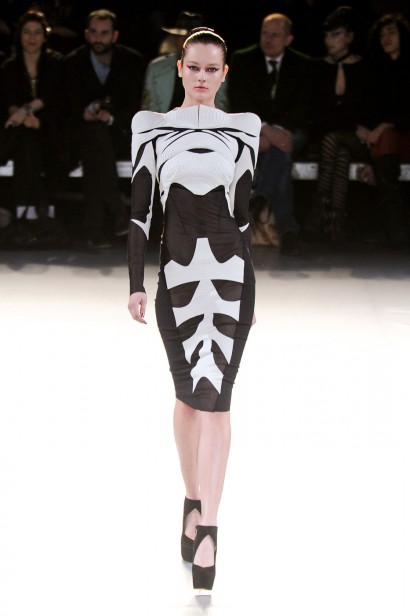 desfile-mugler-paris-inv2012-124