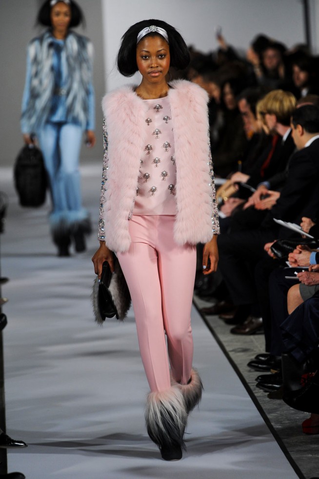 desfile-oscar-de-la-renta-ny-inv2012-157