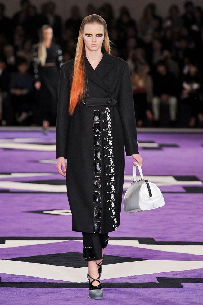 desfile-prada-milao-inv2012-146