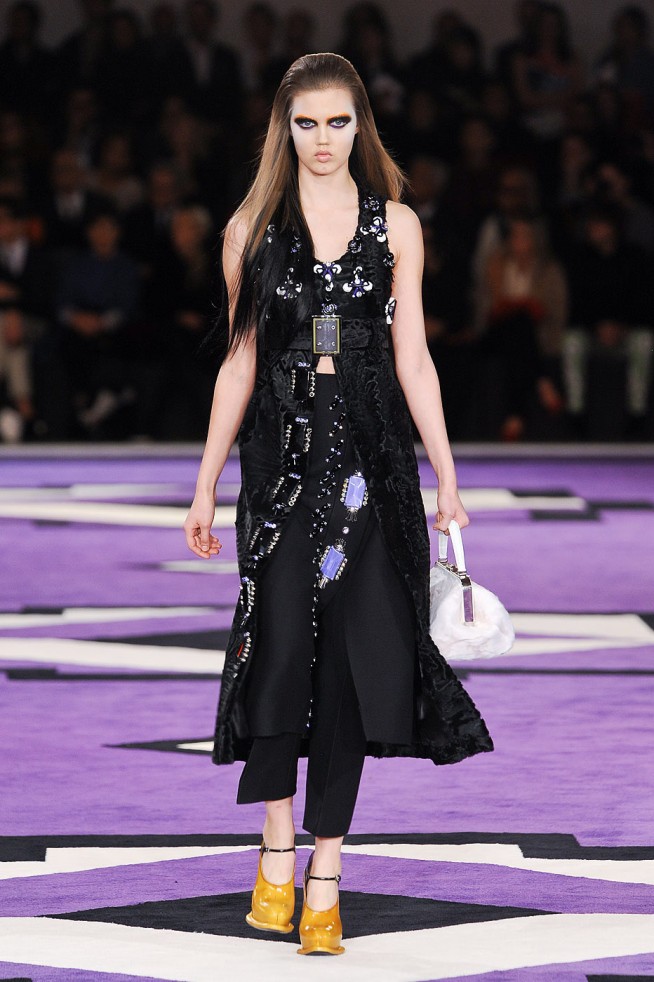 desfile-prada-milao-inv2012-174
