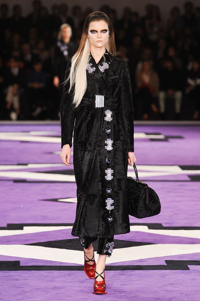 desfile-prada-milao-inv2012-176