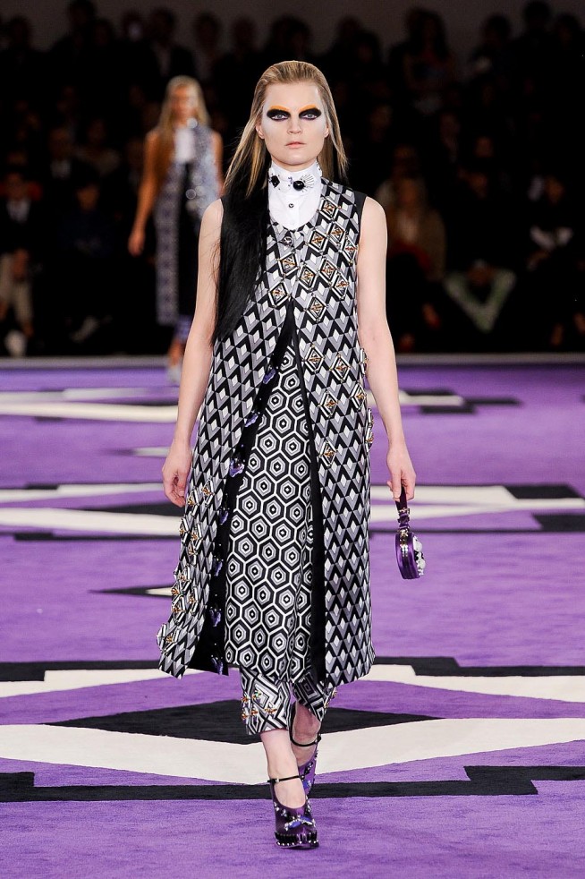 desfile-prada-milao-inv2012-180