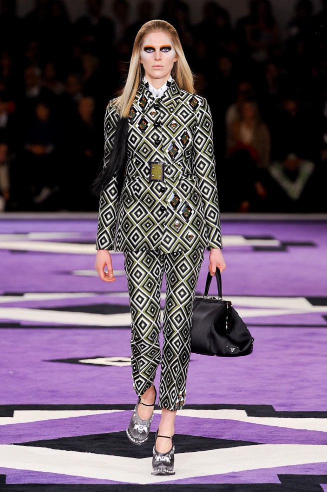desfile-prada-milao-inv2012-184