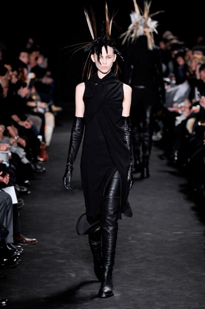 desfile-ann-demeulemeester-paris-inv2012-109