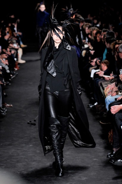 desfile-ann-demeulemeester-paris-inv2012-119