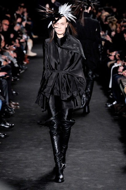 desfile-ann-demeulemeester-paris-inv2012-123