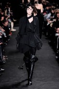 desfile-ann-demeulemeester-paris-inv2012-126