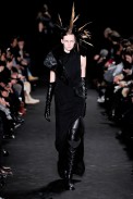 desfile-ann-demeulemeester-paris-inv2012-131
