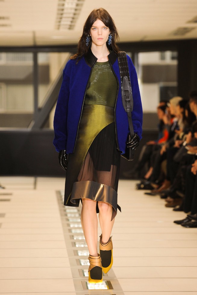 desfile-balenciaga-paris-inv2012-109